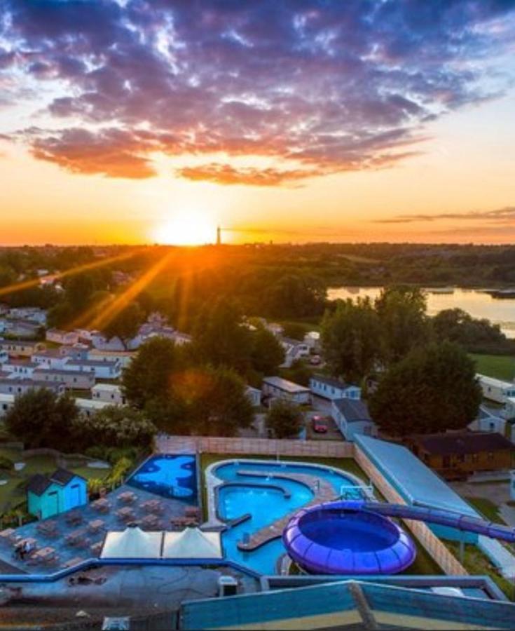 Luxury Latest Model Holiday Home ブラックプール エクステリア 写真